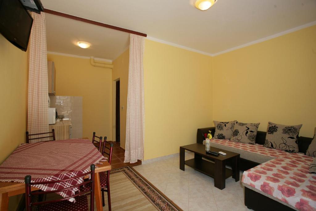 Apartments Cejovic Ulcinj Habitación foto