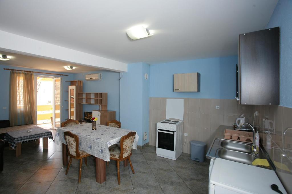 Apartments Cejovic Ulcinj Habitación foto